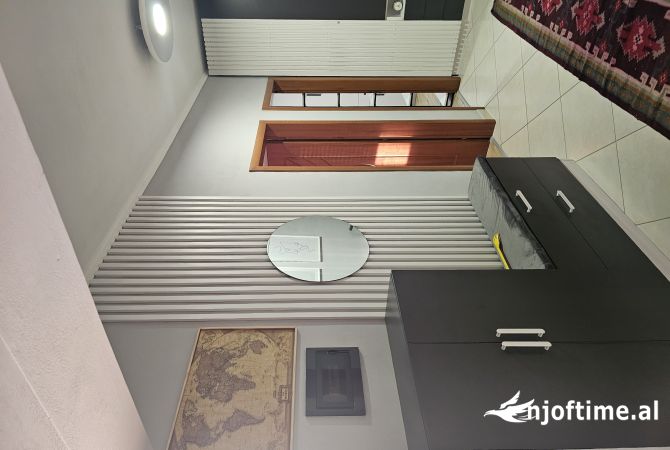 Shtepi me qera 2+1 ne Tirane - 450 Euro