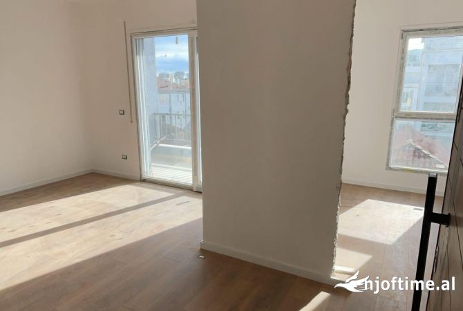 Shtepi ne shitje 1+1 ne Tirane - 92,000 Euro