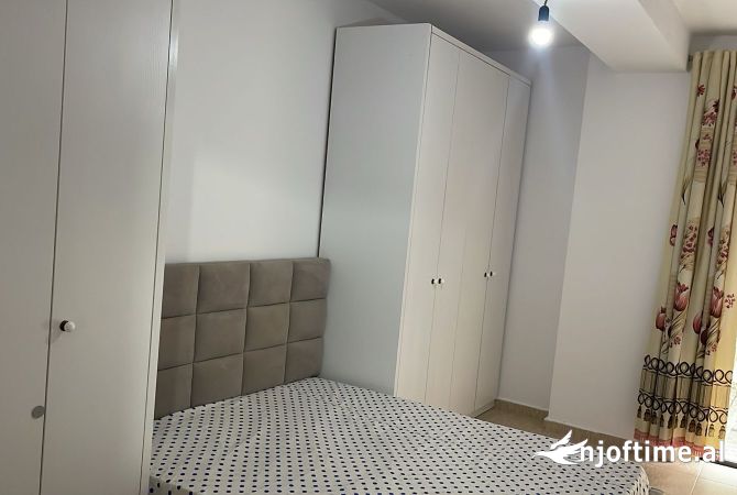 Shtepi me qera 2+1 ne Tirane - 450 Euro