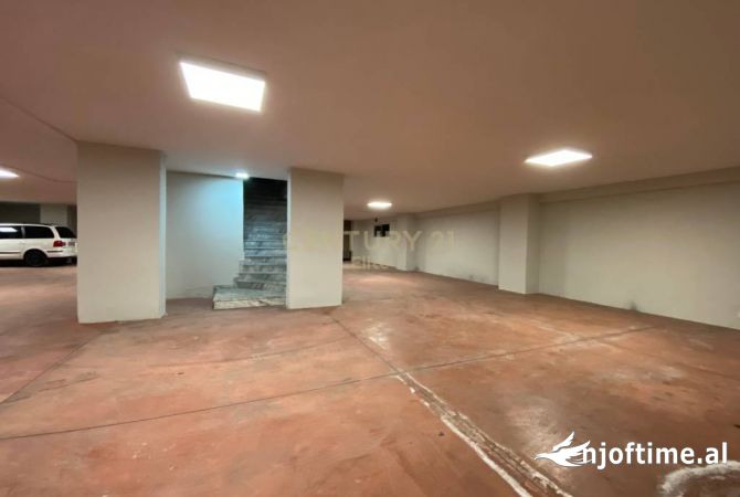 Ambient biznesi ne shitje 4+1 ne Tirane - 270,000 Euro