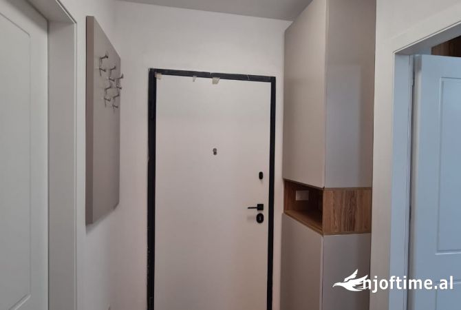 Shtepi me qera 2+1 ne Tirane - 520 Euro