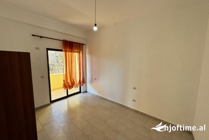 Shtepi ne shitje 2+1 ne Tirane - 140,000 Euro