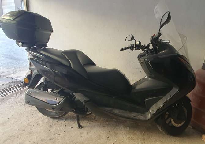 Moto e Scooter in vendita  a Tirana - 3,000 Euro