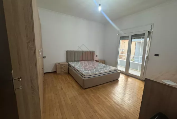 Casa in affitto 3+1 a Tirana - 470 Euro