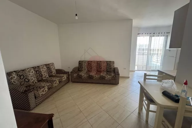Shtepi ne shitje 1+1 ne Tirane - 53,500 Euro