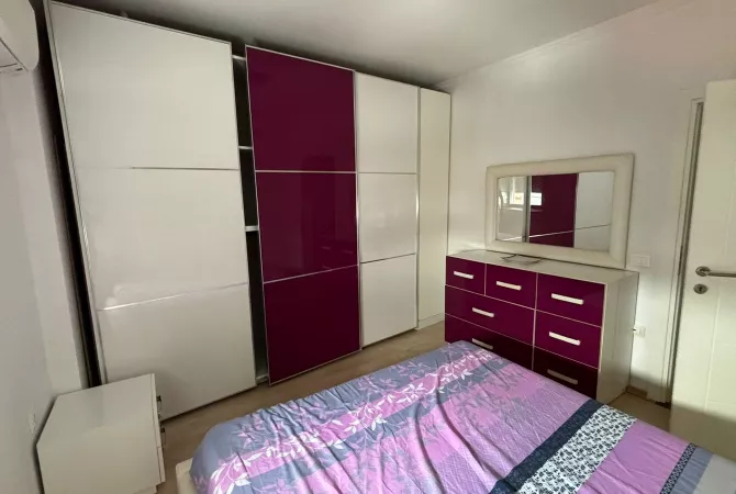 Shtepi me qera 2+1 ne Tirane - 650 Euro