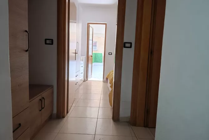 Shtepi me qera 1+1 ne Tirane - 600 Euro