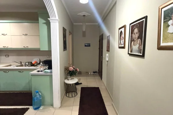 Shtepi ne shitje 2+1 ne Tirane - 135,000 Euro