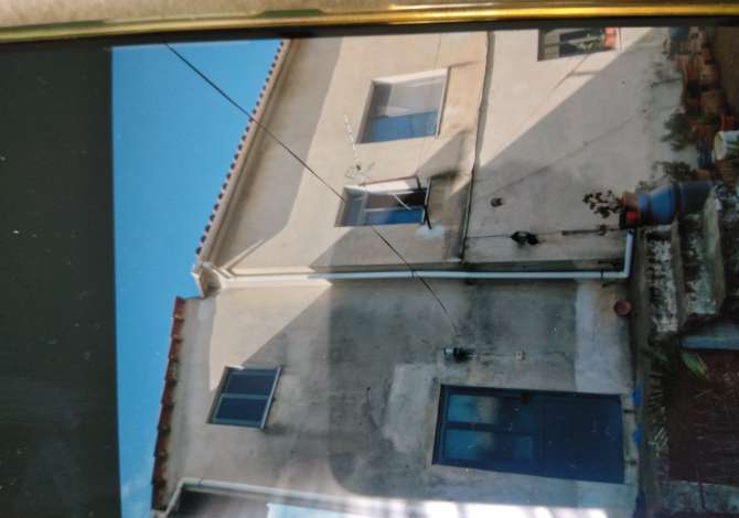 Shtepi ne shitje 6+1 ne Tirane - 115,000 Euro