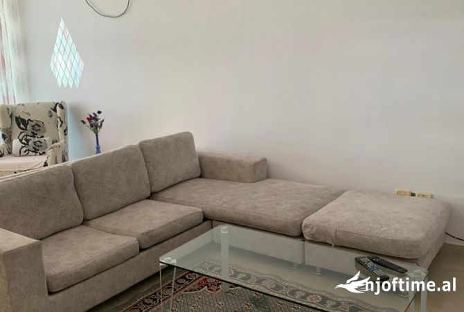 Shtepi me qera 1+1 ne Durres - 500 Euro