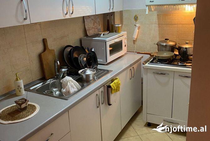 Shtepi me qera 1+1 ne Durres - 300 Euro