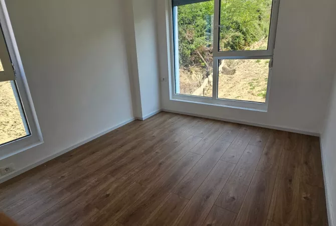 Shtepi ne shitje 1+1 ne Tirane - 75,000 Euro