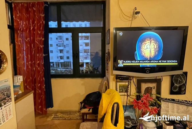 Shtepi ne shitje Apartament ne Tirane, 1+1, Mobilimi E mobiluar, Pagesa 62,000  Euro.