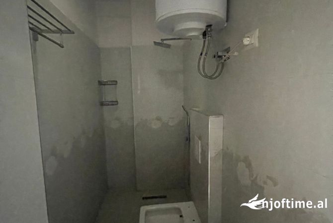 Shtepi me qera Garsoniere ne Tirane - 26,000 Leke