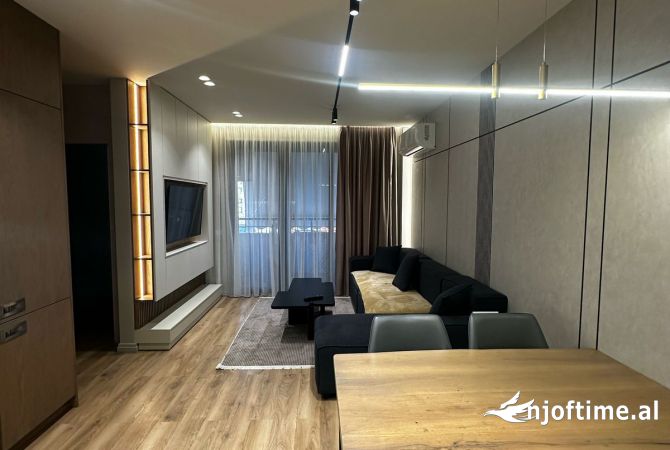 Apartament me qera 2+1 i mobiluar