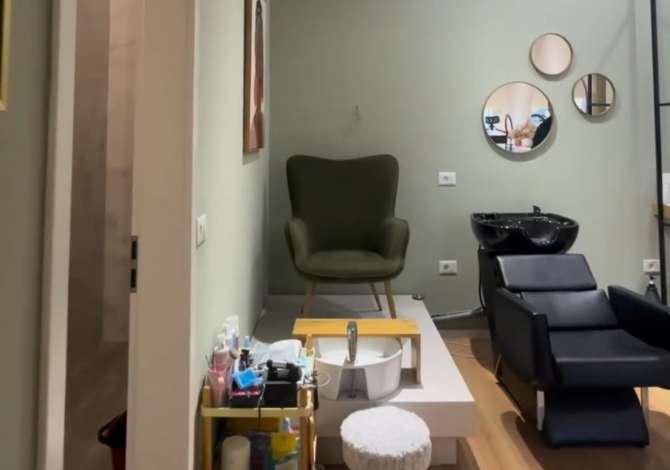 Ambient biznesi me qera 1+1 ne Tirane - 700 Euro