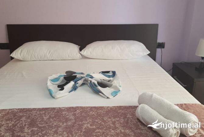 Shtepi me qera 2+1 ne Tirane - 800 Euro