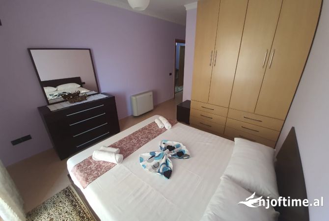 Shtepi me qera 2+1 ne Tirane - 800 Euro