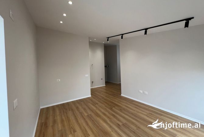 Shtepi ne shitje 1+1 ne Durres - 90,000 Euro