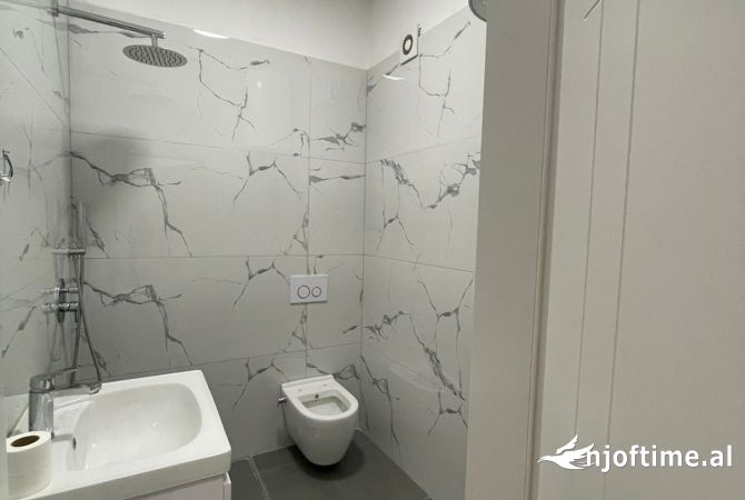 JEPET AMBIENT ZYRE ME QIRA 2+1