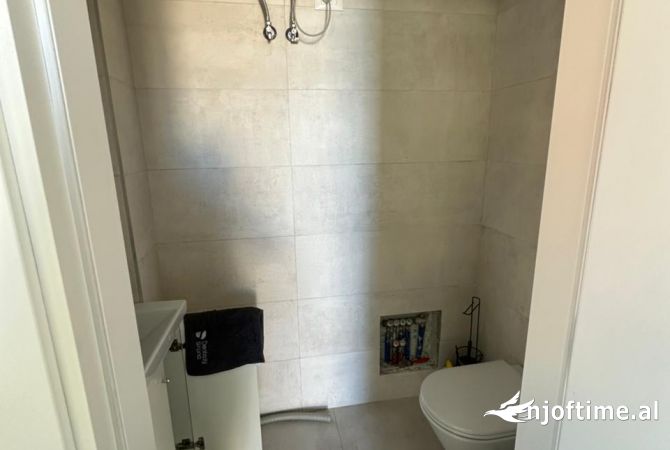 Ambient biznesi me qera 1+1 ne Tirane - 500 Euro