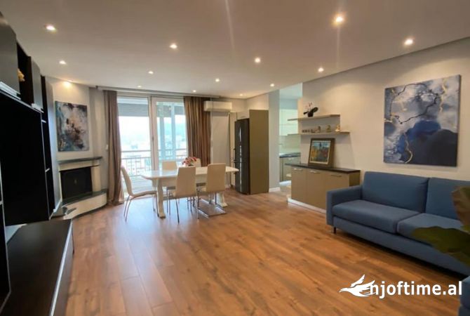 Shtepi me qera 2+1 ne Tirane - 990 Euro