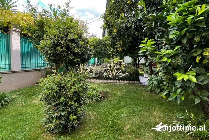 Shtepi me qera 4+1 ne Tirane - 2,001 Euro