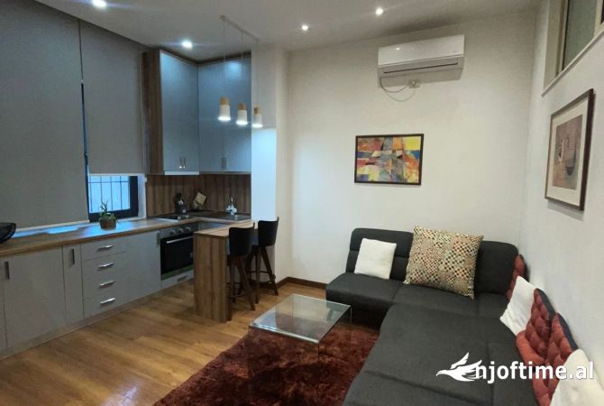 Shtepi me qera 1+1 ne Tirane - 601 Euro
