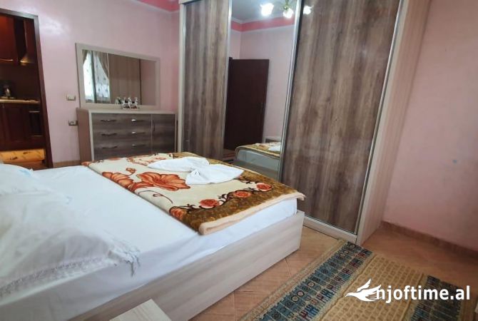 Shtepi me qera 1+1 ne Tirane - 701 Euro