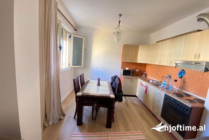Shtepi ne shitje 1+1 ne Tirane - 130,001 Euro