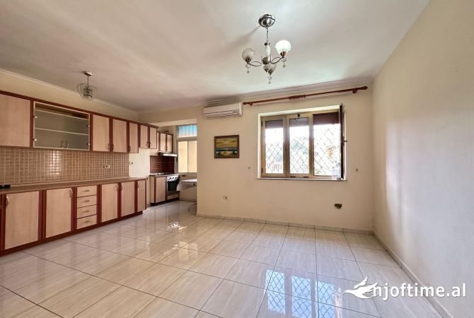 Shtepi ne shitje 1+1 ne Tirane - 119,001 Euro