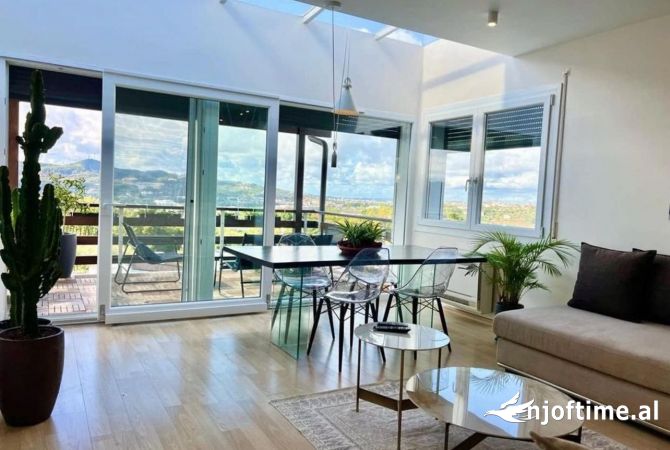 Shtepi ne shitje Apartament ne Tirane, 2+1, Mobilimi E mobiluar, Pagesa 420,001  Euro.