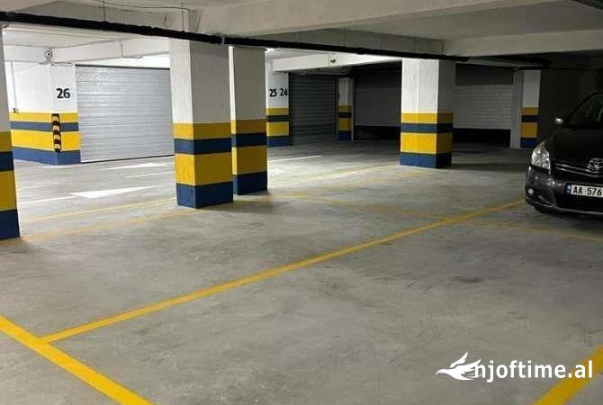 Ambient biznesi ne shitje 4+1 ne Tirane - 16,999 Euro