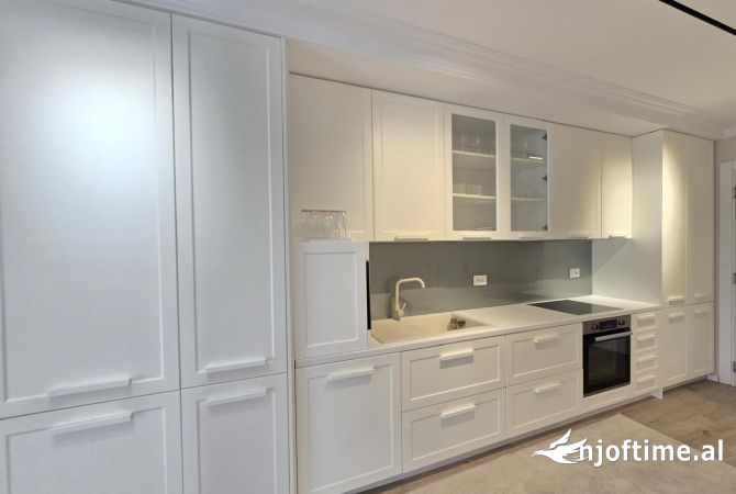 Casa in vendita 3+1 a Tirana - 306,001 Euro