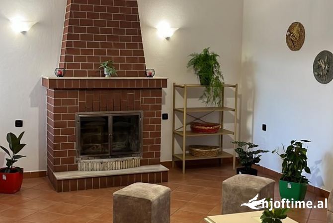 Shtepi me qera Apartament ne Tirane, 2+1, Mobilimi E mobiluar, Pagesa 501  Euro.