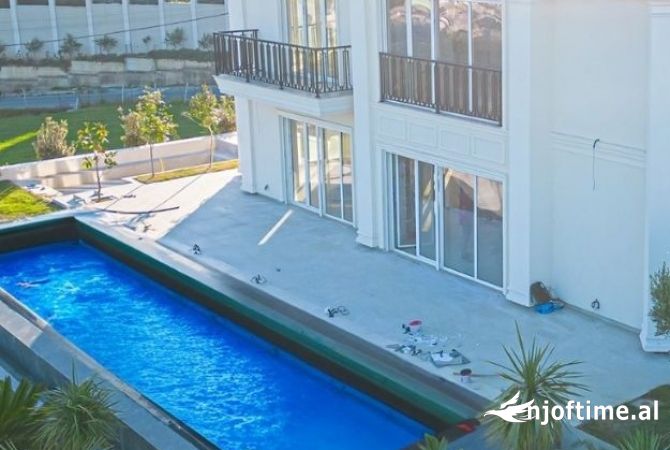 Shtepi me qera 5+1 ne Tirane - 3,901 Euro