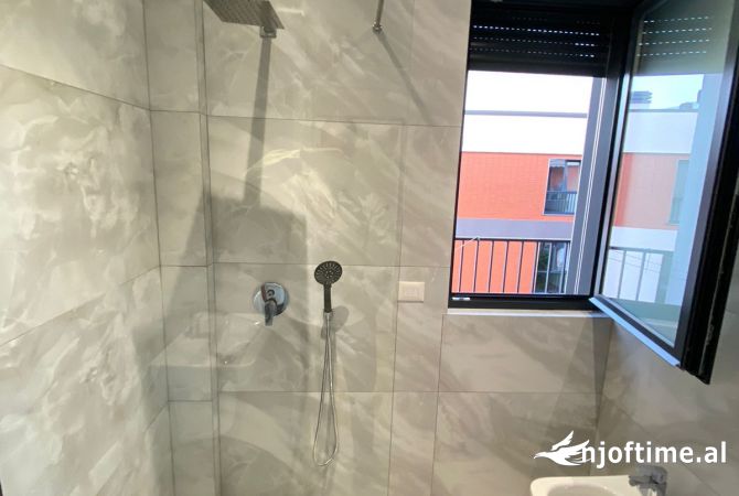 Shtepi me qera Apartament ne Tirane, 1+1, Mobilimi E mobiluar, Pagesa 750  Euro.