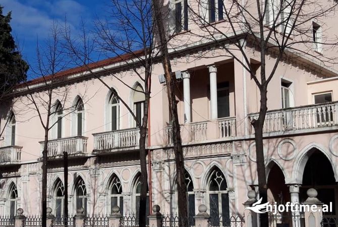 Ambient biznesi ne shitje 1+1 ne Tirane - 158,000 Euro