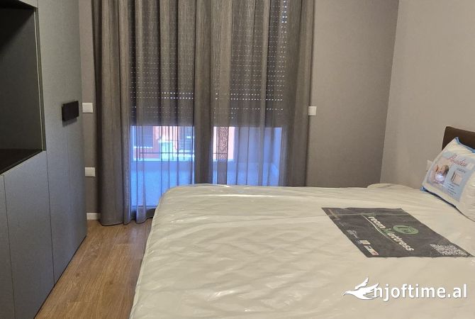 Shtepi me qera Apartament ne Tirane, 2+1, Mobilimi E mobiluar, Pagesa 1,201  Euro.