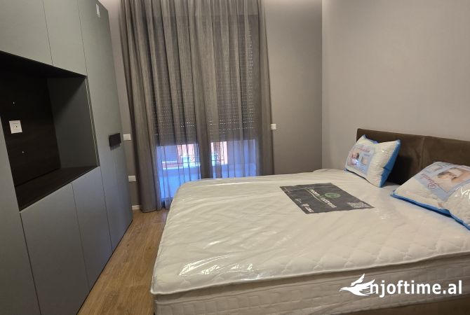 Casa in affitto 2+1 a Tirana - 1,201 Euro