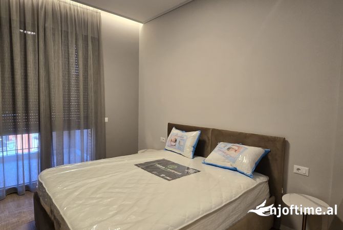 Casa in affitto 2+1 a Tirana - 1,201 Euro