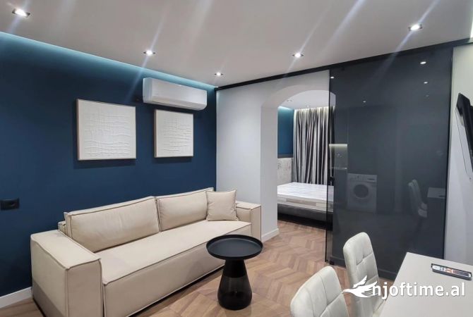 Shtepi ne shitje Apartament ne Tirane, 1+1, Mobilimi E mobiluar, Pagesa 268,000  Euro.