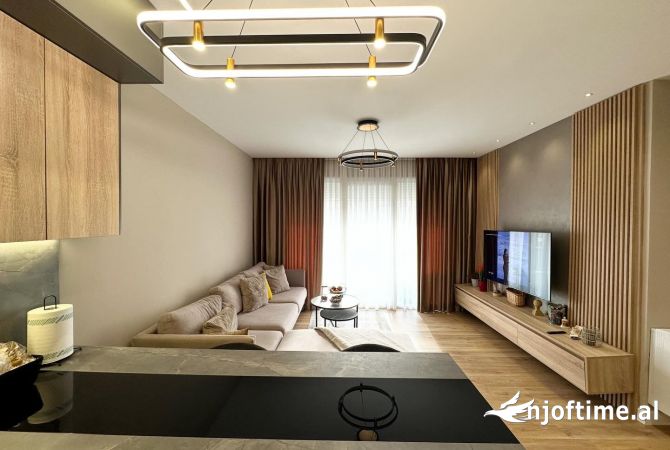 Shtepi ne shitje Apartament ne Tirane, 2+1, Mobilimi E mobiluar, Pagesa 219,999  Euro.