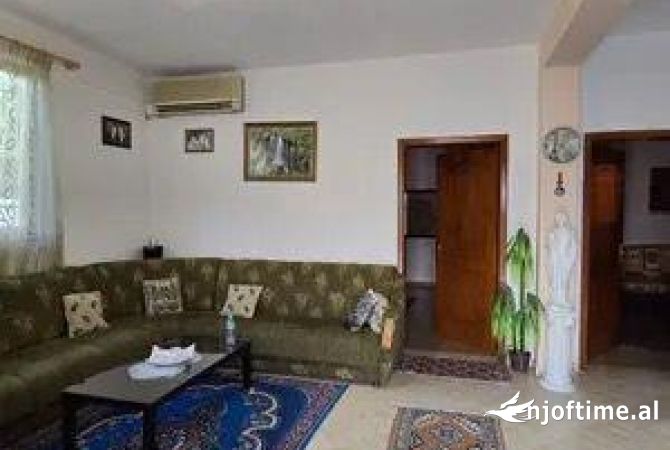 Shtepi ne shitje 3+1 ne Tirane - 129,999 Euro