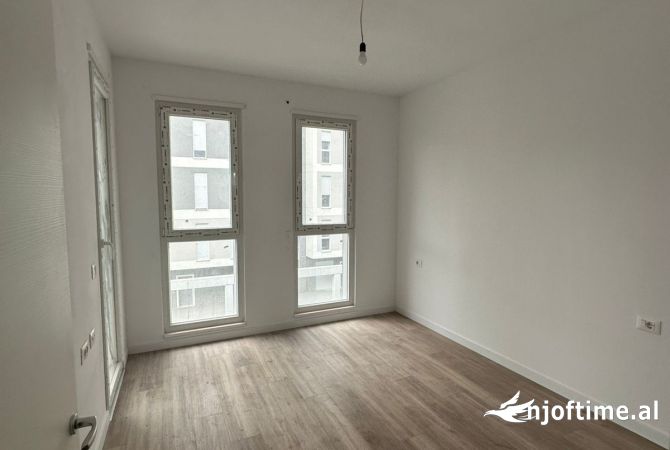 Shtepi ne shitje Apartament ne Tirane, 1+1, Mobilimi Bosh, pa mobiluar, Pagesa 62,000  Euro.
