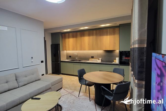 Shtepi me qera Apartament ne Tirane, 2+1, Mobilimi E mobiluar, Pagesa 480  Euro.