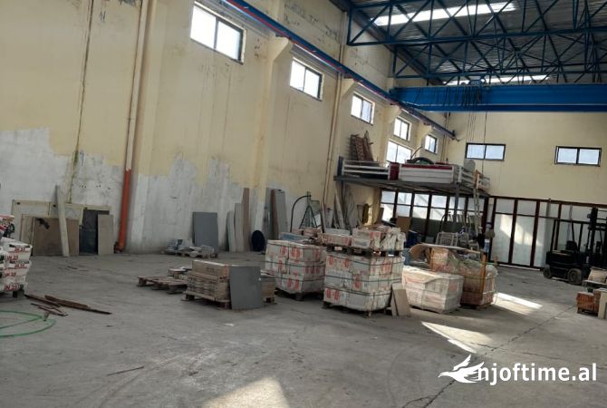 Ambient biznesi me qera 4+1 ne Tirane - 5,000 Euro