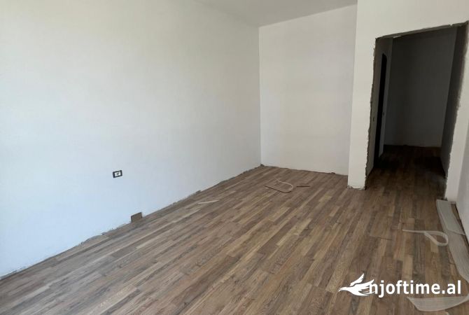 Shtepi ne shitje 2+1 ne Tirane - 124,500 Euro