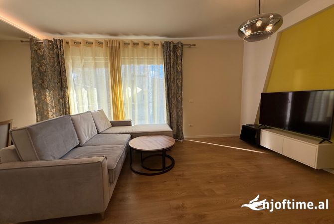 Shtepi me qera Apartament ne Tirane, 1+1, Mobilimi E mobiluar, Pagesa 751  Euro.