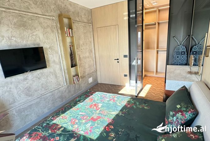Shtepi me qera Apartament ne Tirane, 1+1, Mobilimi E mobiluar, Pagesa 1,000  Euro.